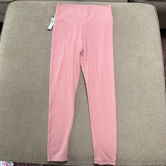 Aritzia Pants - TNA leggings